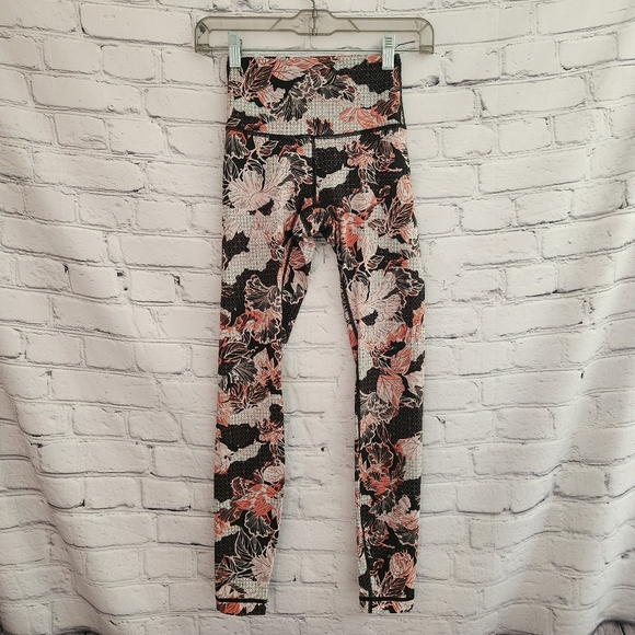 Lululemon Leggings - Picture 2 of 5